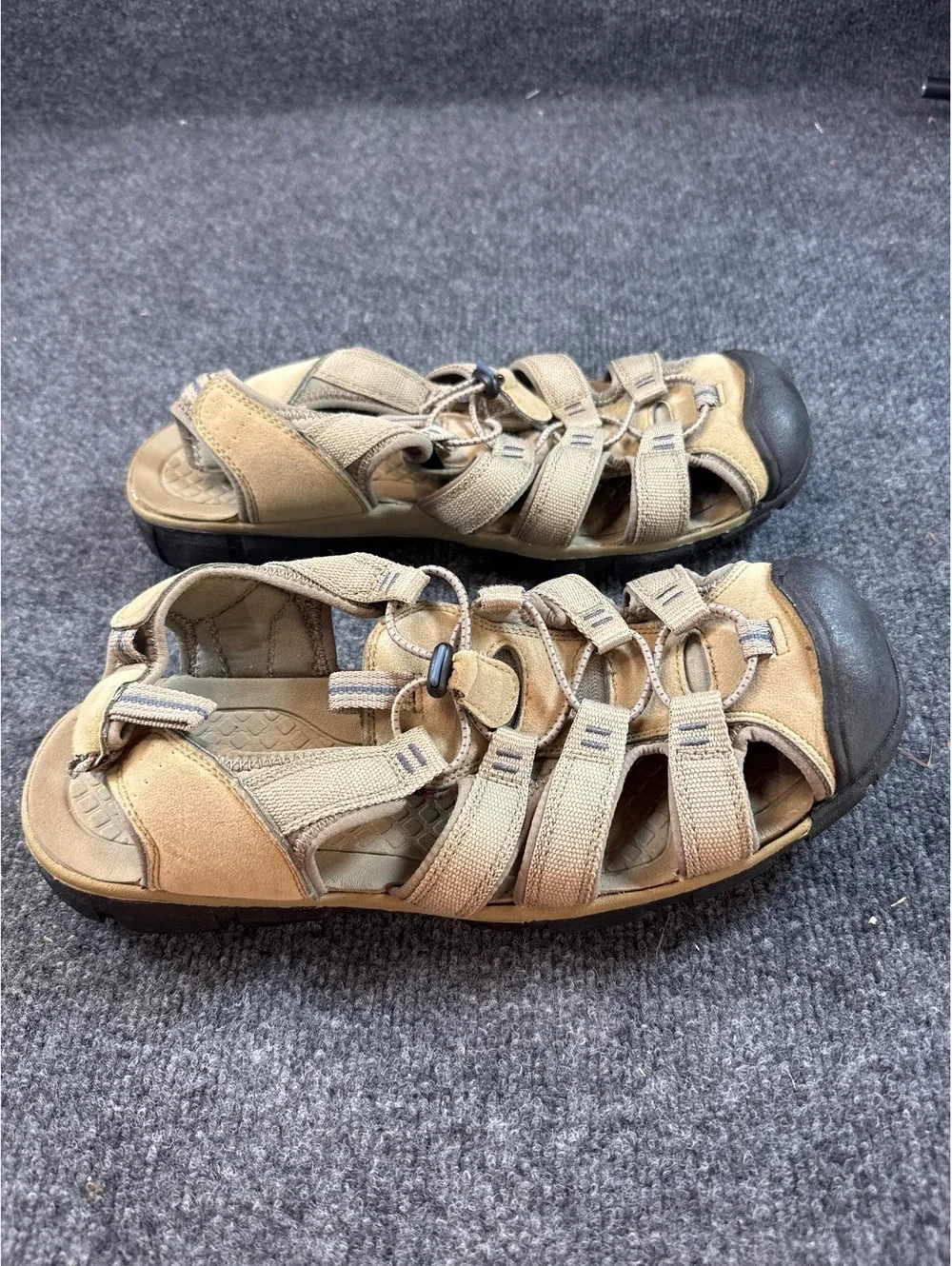 Croft & Barrow Men’s Size 11 Tan Closed Toe Fisherman Sandals Outdoor Shoes